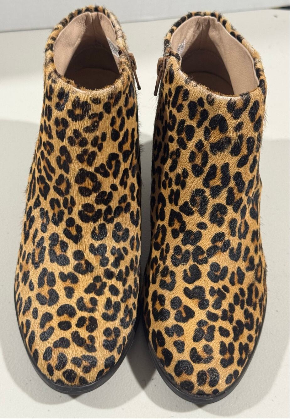 Vionic Georgia Animal Print Spotted Calf Hair Ankle Boots Chunky Heel Size9 Chic